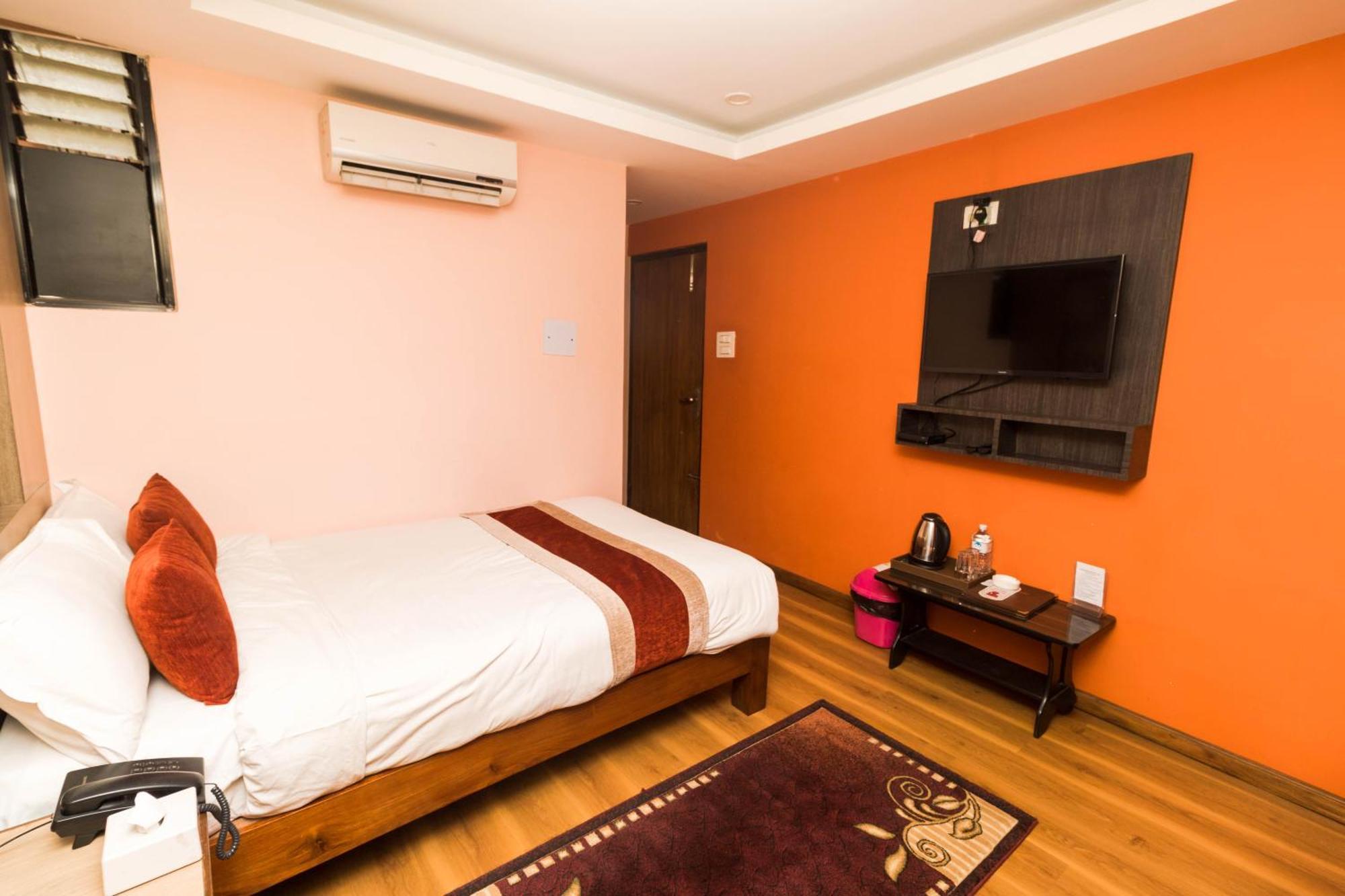 Hotel Marinha Catmandu Quarto foto