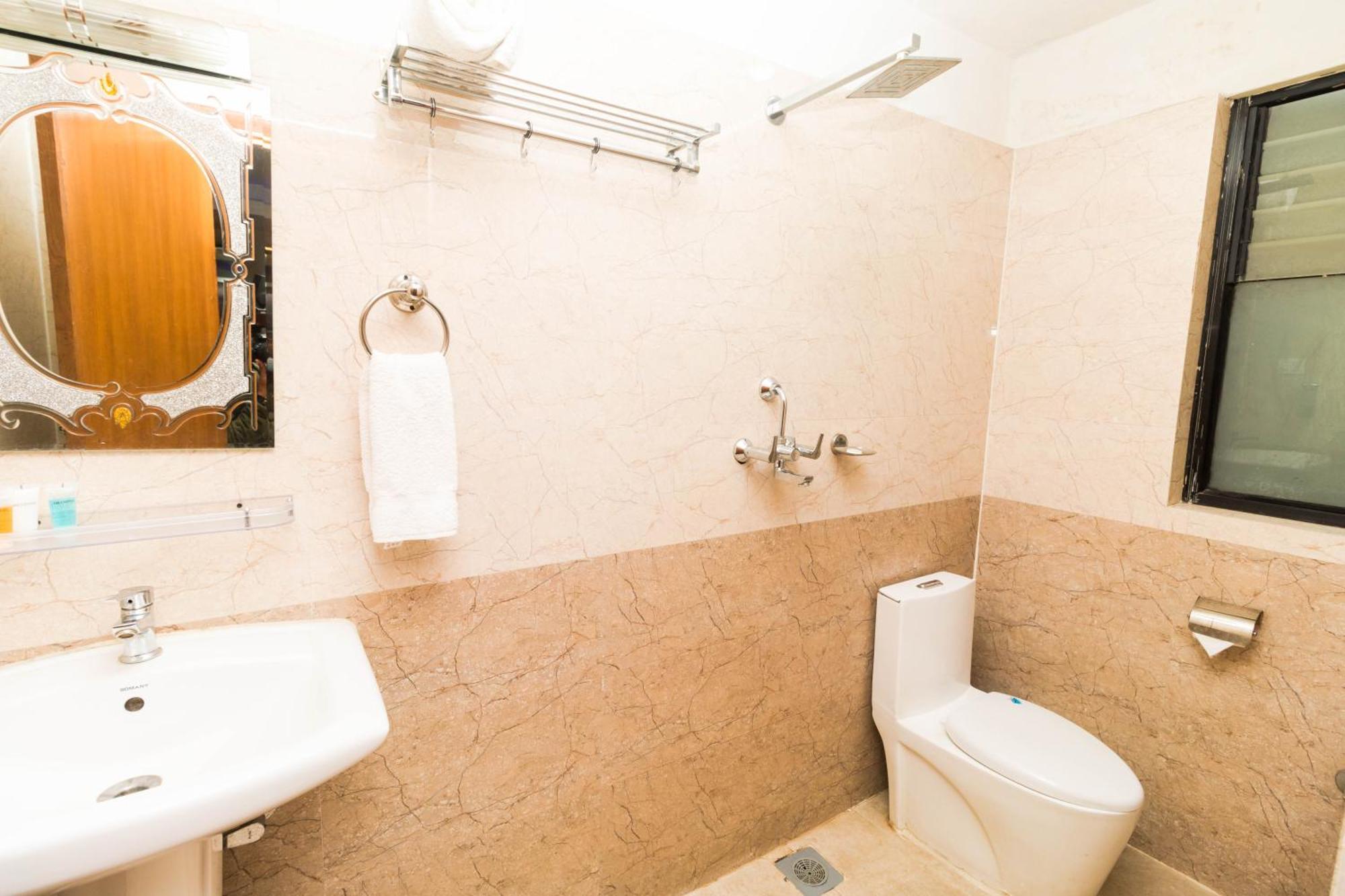 Hotel Marinha Catmandu Quarto foto